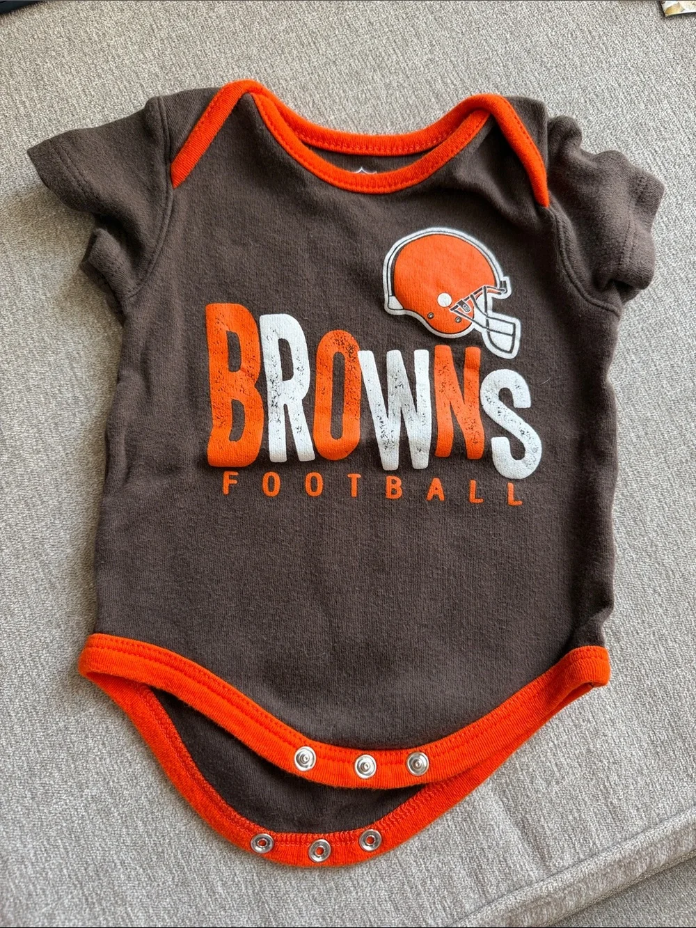NFL Browns Baby Bodysuit in Brown and Orange